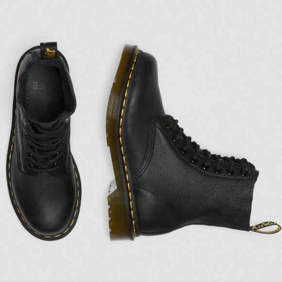 DR. MARTENS 1460 LACE UP COMBAT BLACK LEATHER BOOTS Women Size 7 - Picture 2 of 16